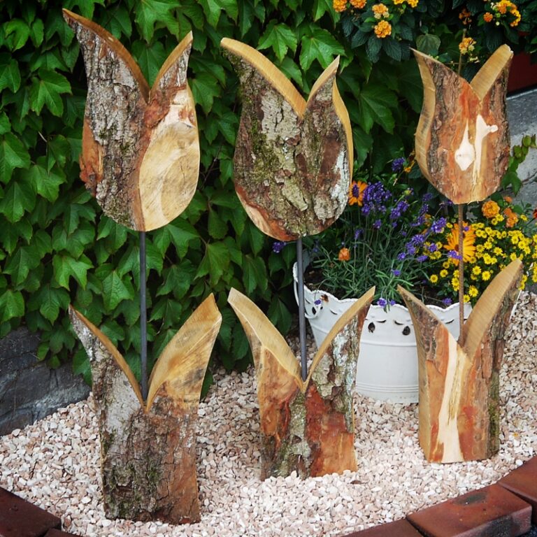 Tulpe-Dekoration-Holz-rustikal