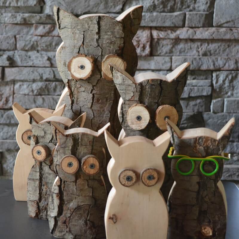Rustikale Eule aus Holz | Holzdeko mit natürlicher Borke